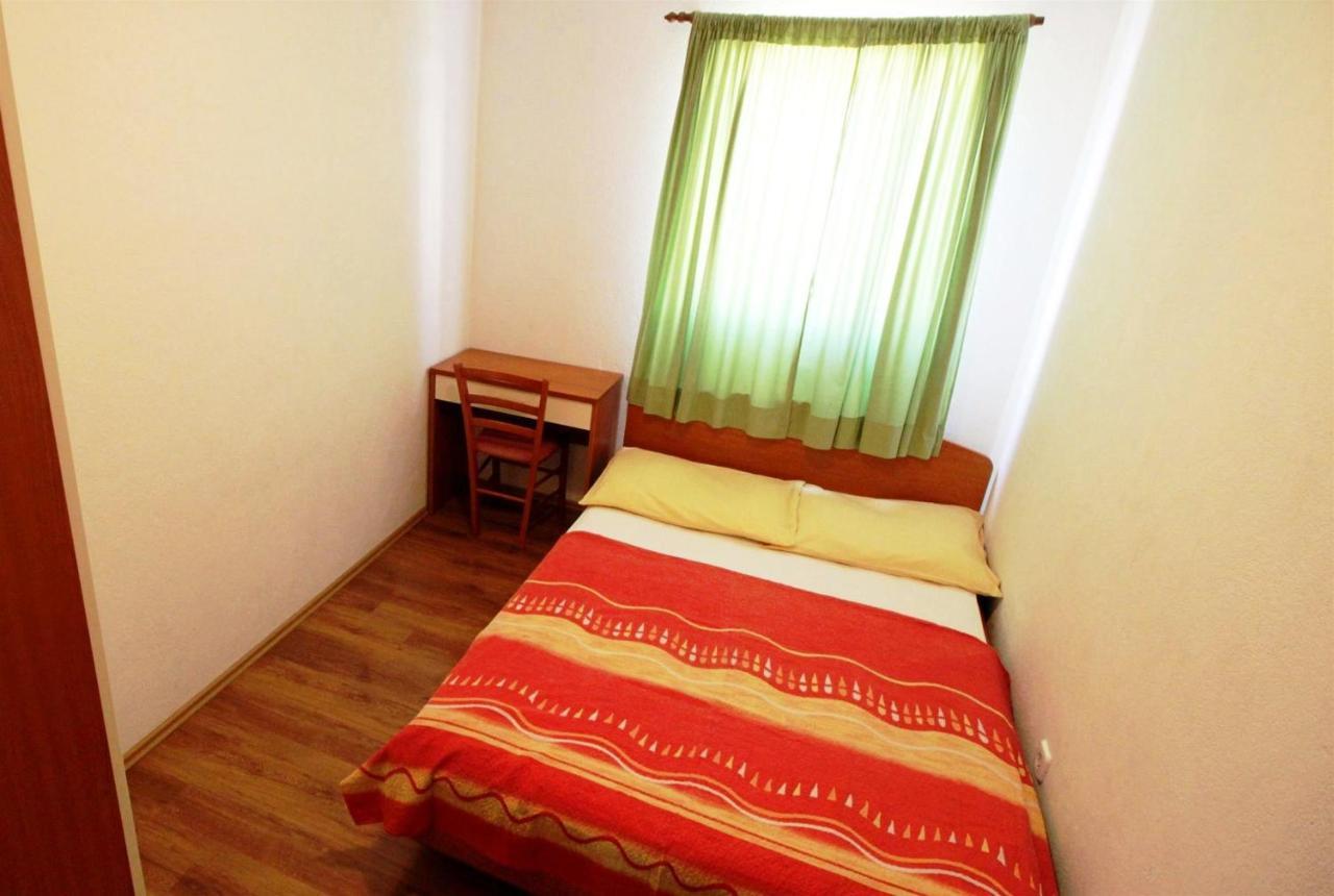 Apartments Marko Nemira Omiš Extérieur photo