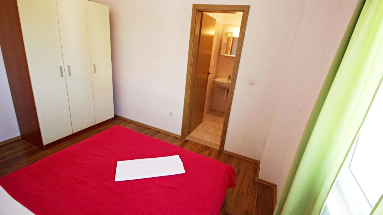 Apartments Marko Nemira Omiš Extérieur photo