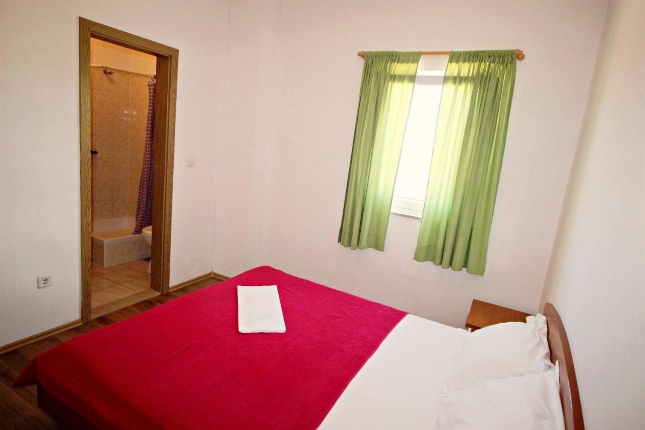 Apartments Marko Nemira Omiš Extérieur photo