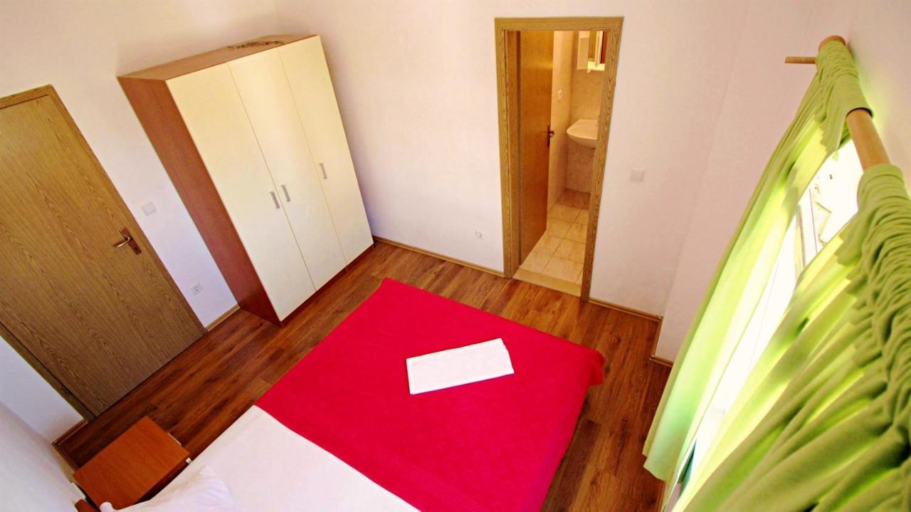 Apartments Marko Nemira Omiš Extérieur photo