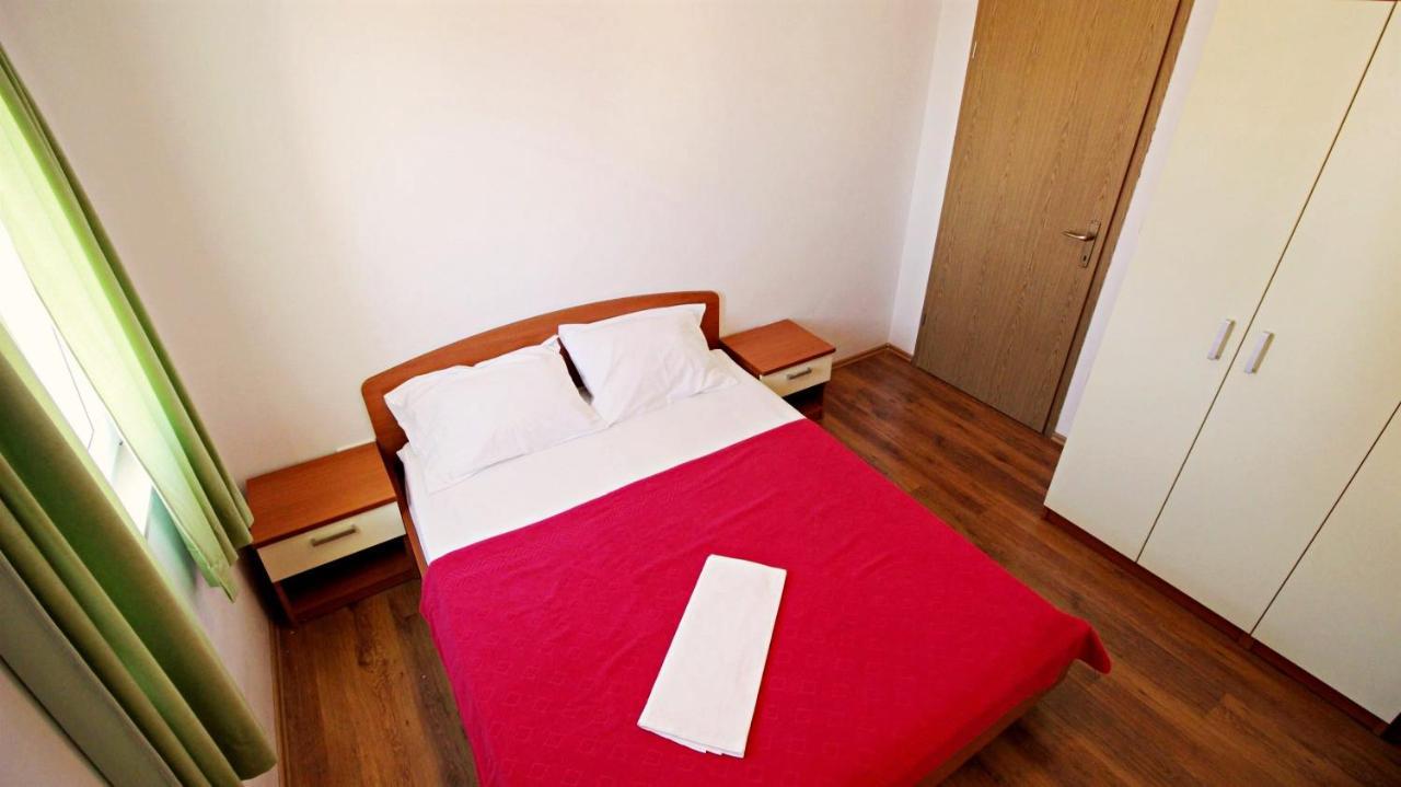 Apartments Marko Nemira Omiš Extérieur photo