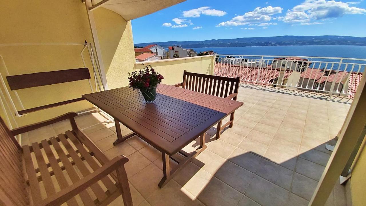 Apartments Marko Nemira Omiš Extérieur photo